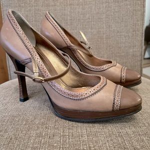 Dolce & Gabbana Brown/Tan Platform Mary Jane Pumps NWOT